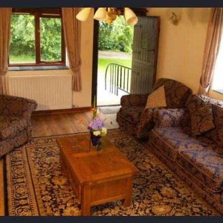 Hayloft Cottage Merton  Eksteriør bilde